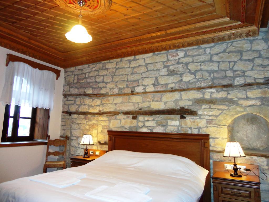 Hotel Kalemi 2 Gjirokastër Dış mekan fotoğraf