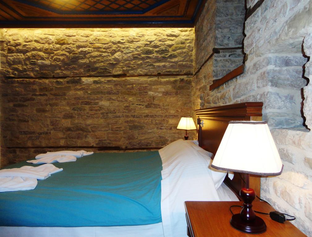 Hotel Kalemi 2 Gjirokastër Dış mekan fotoğraf