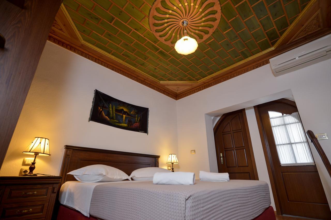 Hotel Kalemi 2 Gjirokastër Dış mekan fotoğraf