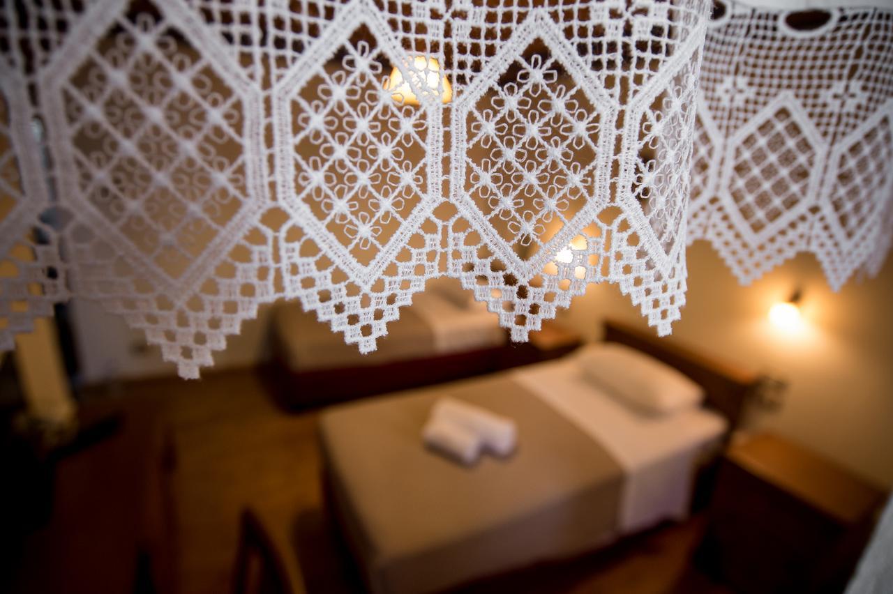 Hotel Kalemi 2 Gjirokastër Dış mekan fotoğraf