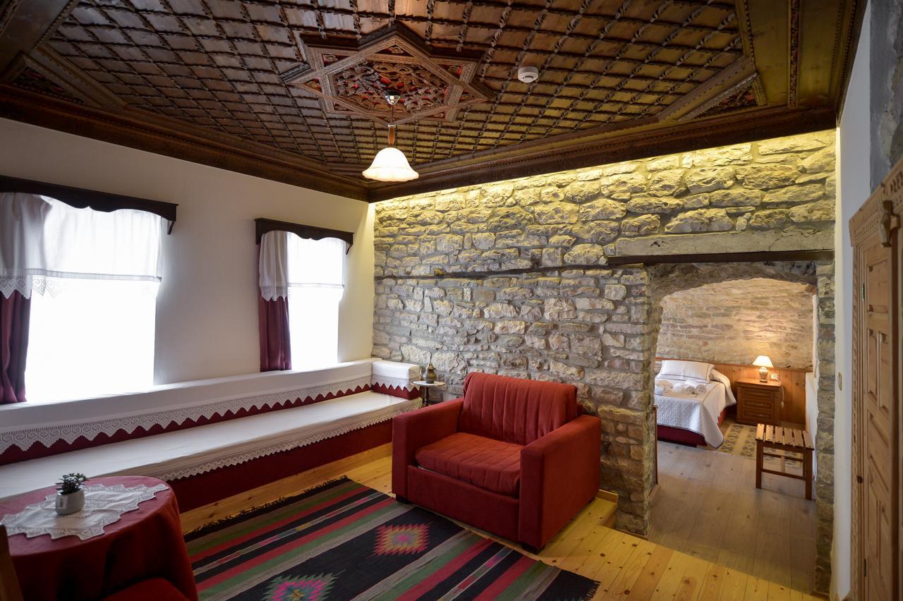 Hotel Kalemi 2 Gjirokastër Dış mekan fotoğraf