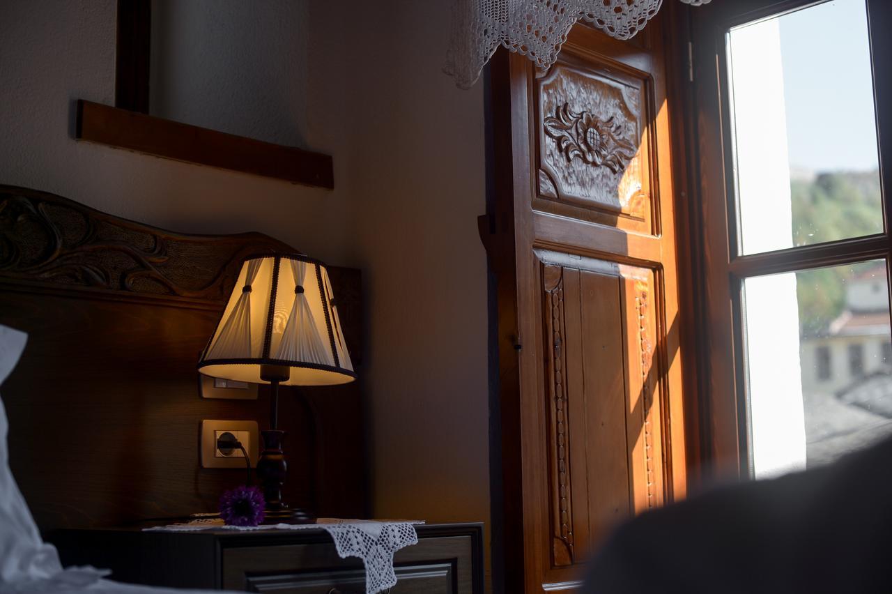 Hotel Kalemi 2 Gjirokastër Dış mekan fotoğraf