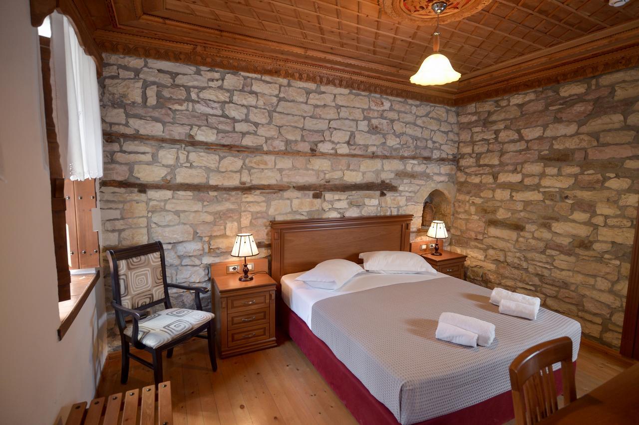 Hotel Kalemi 2 Gjirokastër Dış mekan fotoğraf