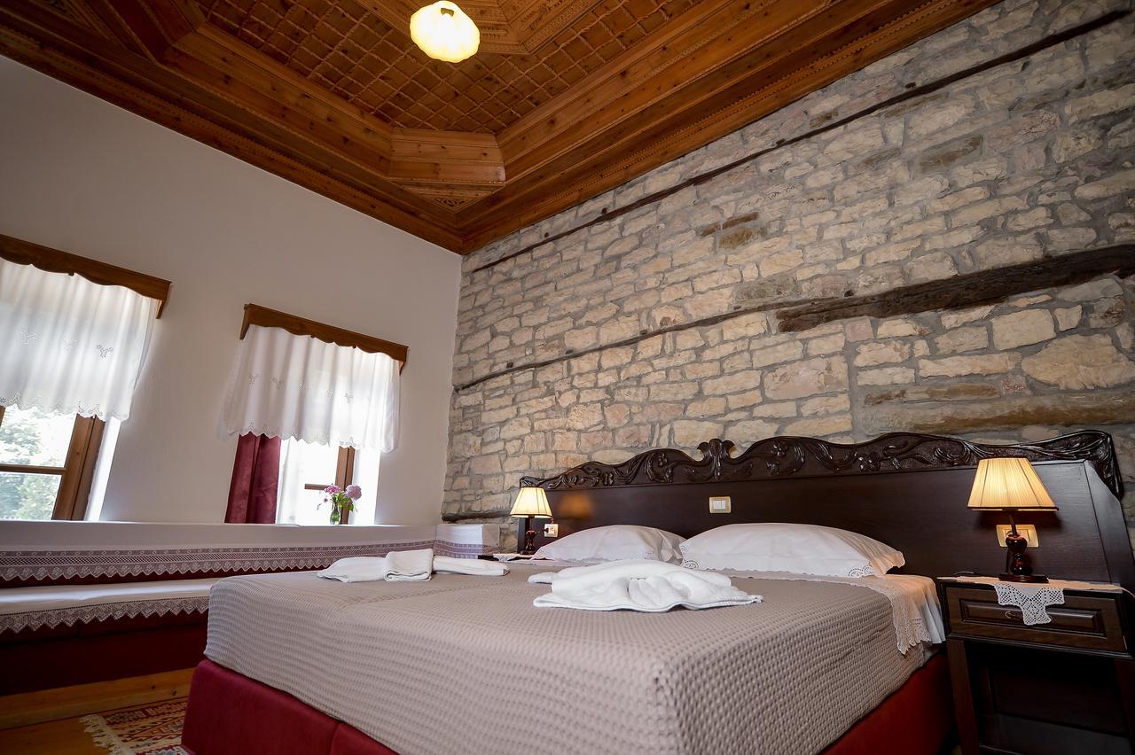 Hotel Kalemi 2 Gjirokastër Dış mekan fotoğraf