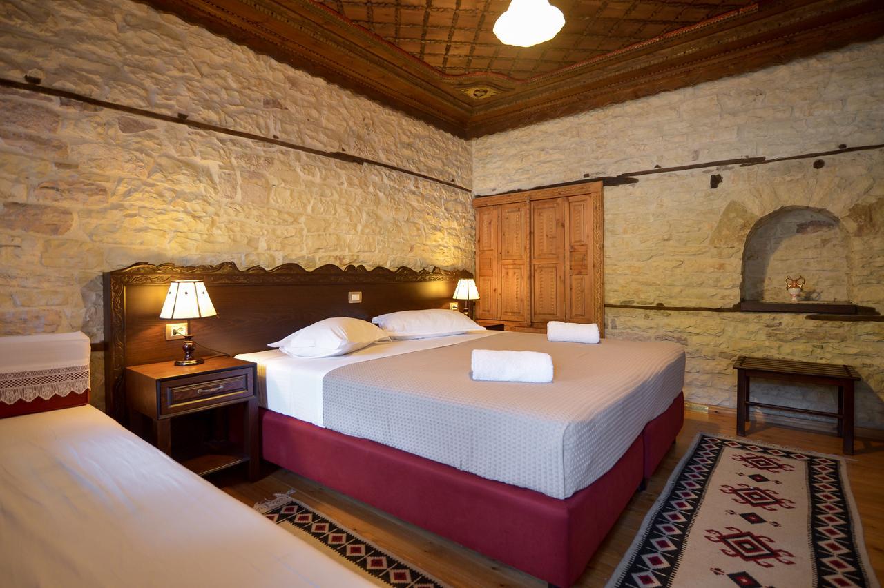 Hotel Kalemi 2 Gjirokastër Dış mekan fotoğraf