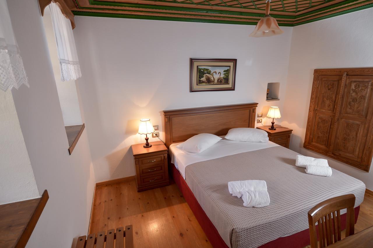 Hotel Kalemi 2 Gjirokastër Dış mekan fotoğraf